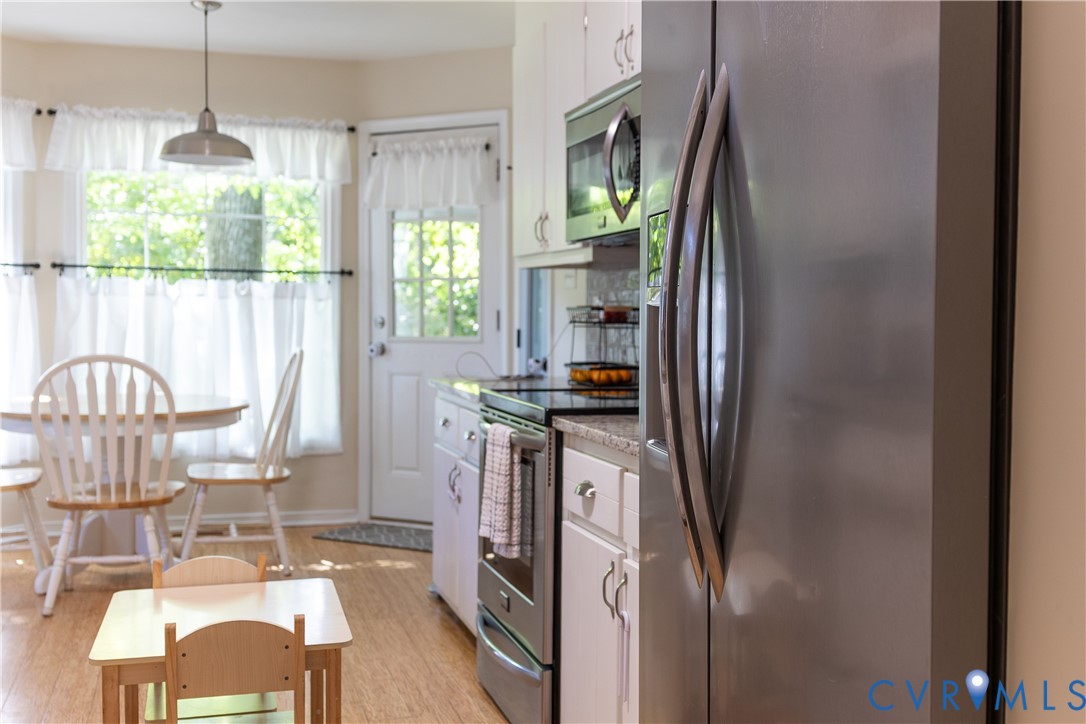 4924 Wilconna Road Chesterfield, VA 23832 - Photo 8 of 22 Kitchen featuring stainless steel appliances, whit