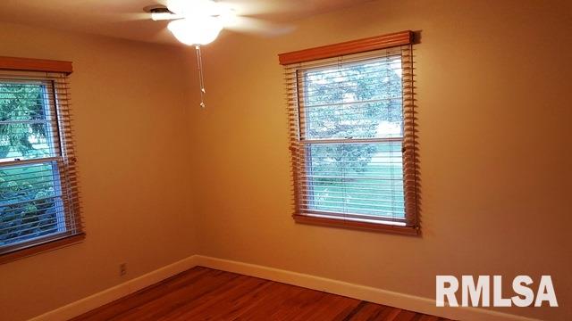 100 Lawrence Street Clinton, IA 52732 - Photo 9 of 14 Gallery Image 9