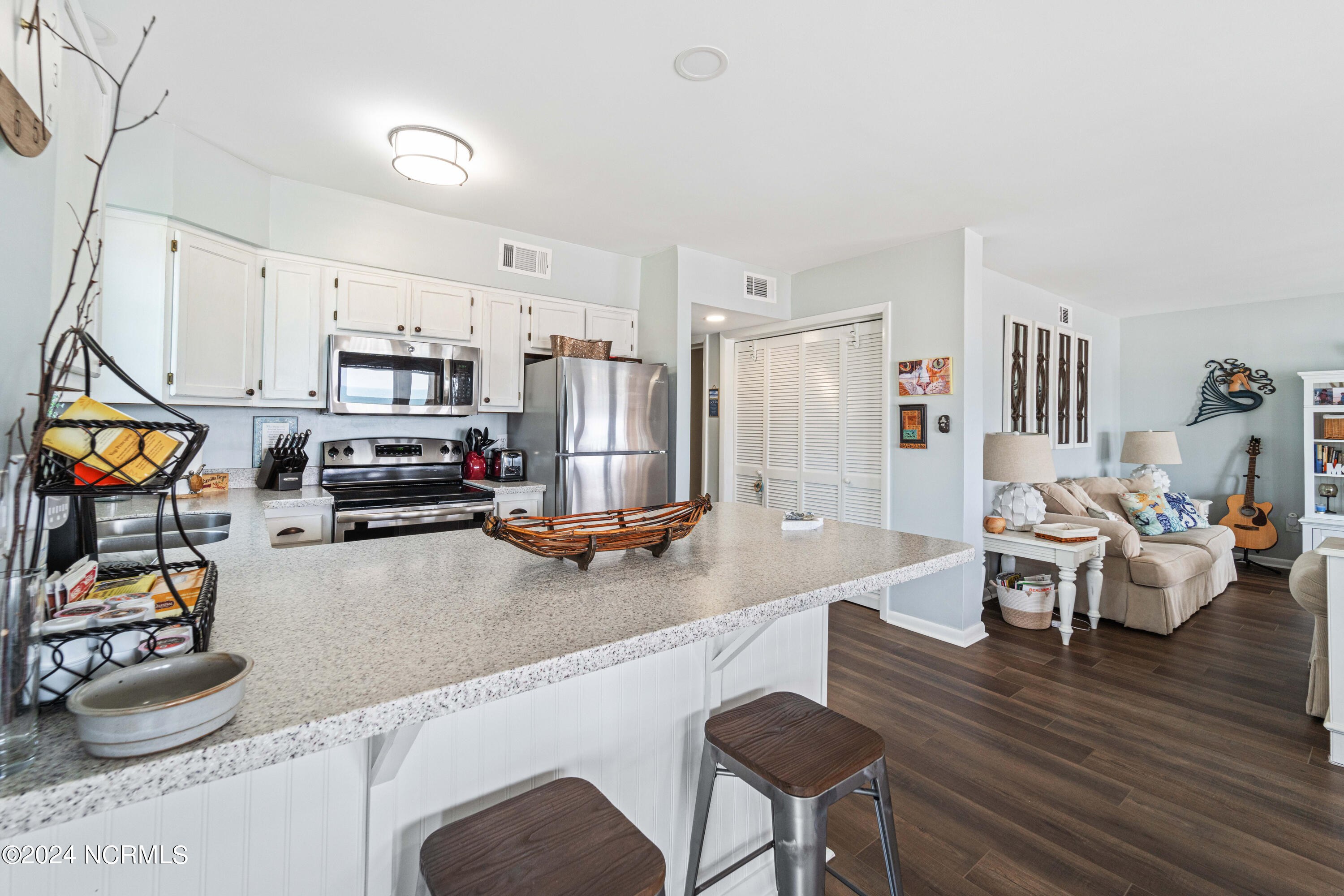 1840 New River Inlet Road, Unit 2311B North Topsail Beach, NC 28460 - Photo 25 of 69 DSC07632