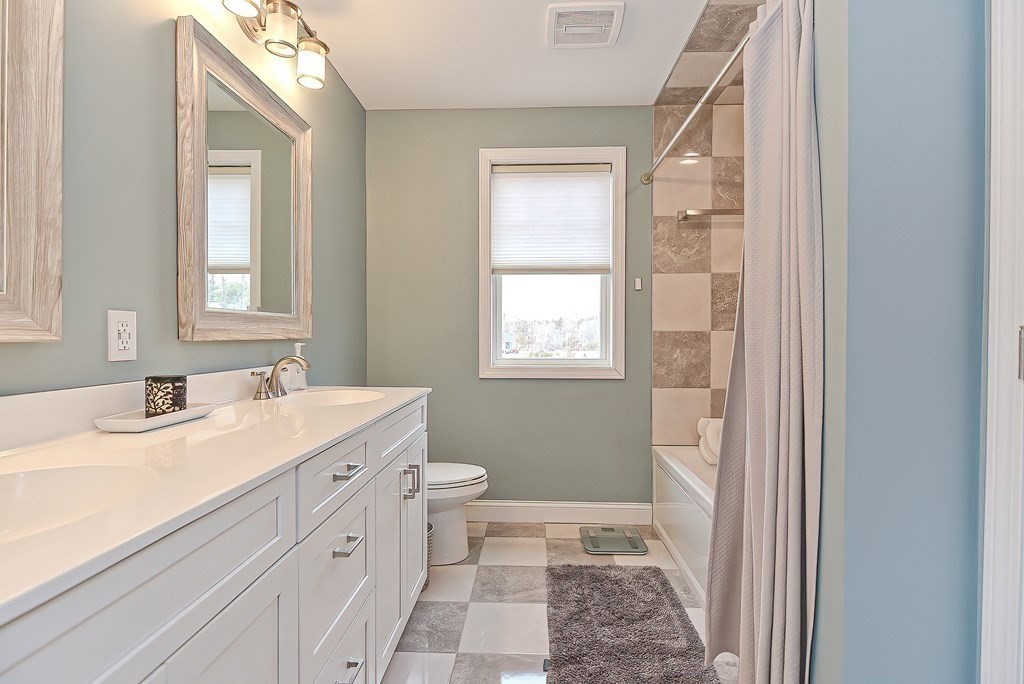 640 Old County Road Westport, MA 02790 - Photo 16 of 26 Gallery Image 16