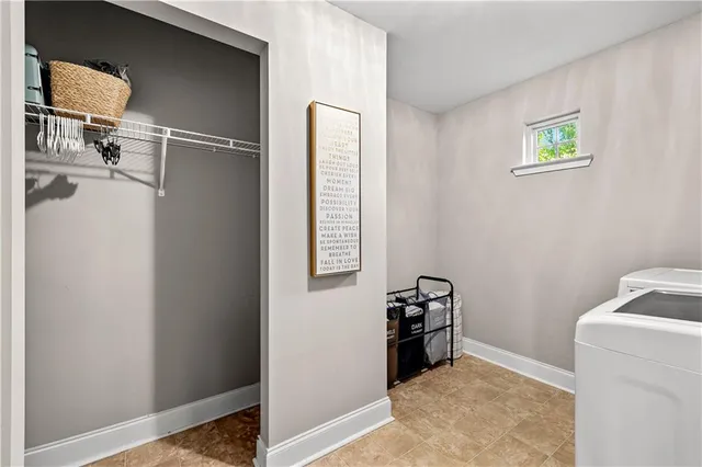 $470,000 | 224 Fairway Drive, Newnan, GA 30265