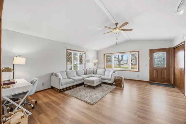 $249,000 | 606 South 10th Street, Olivia, MN 56277