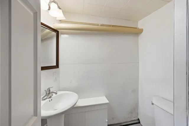 $249,000 | 606 South 10th Street, Olivia, MN 56277