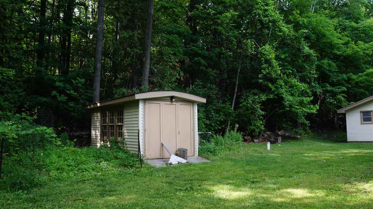 10093 Center Road Traverse City, MI 49686 - Photo 19 of 51 1819487-18.JPG