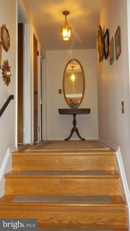 9012 Kilbride Road Baltimore, MD 21236 - Photo 22 of 29 Interior (General)