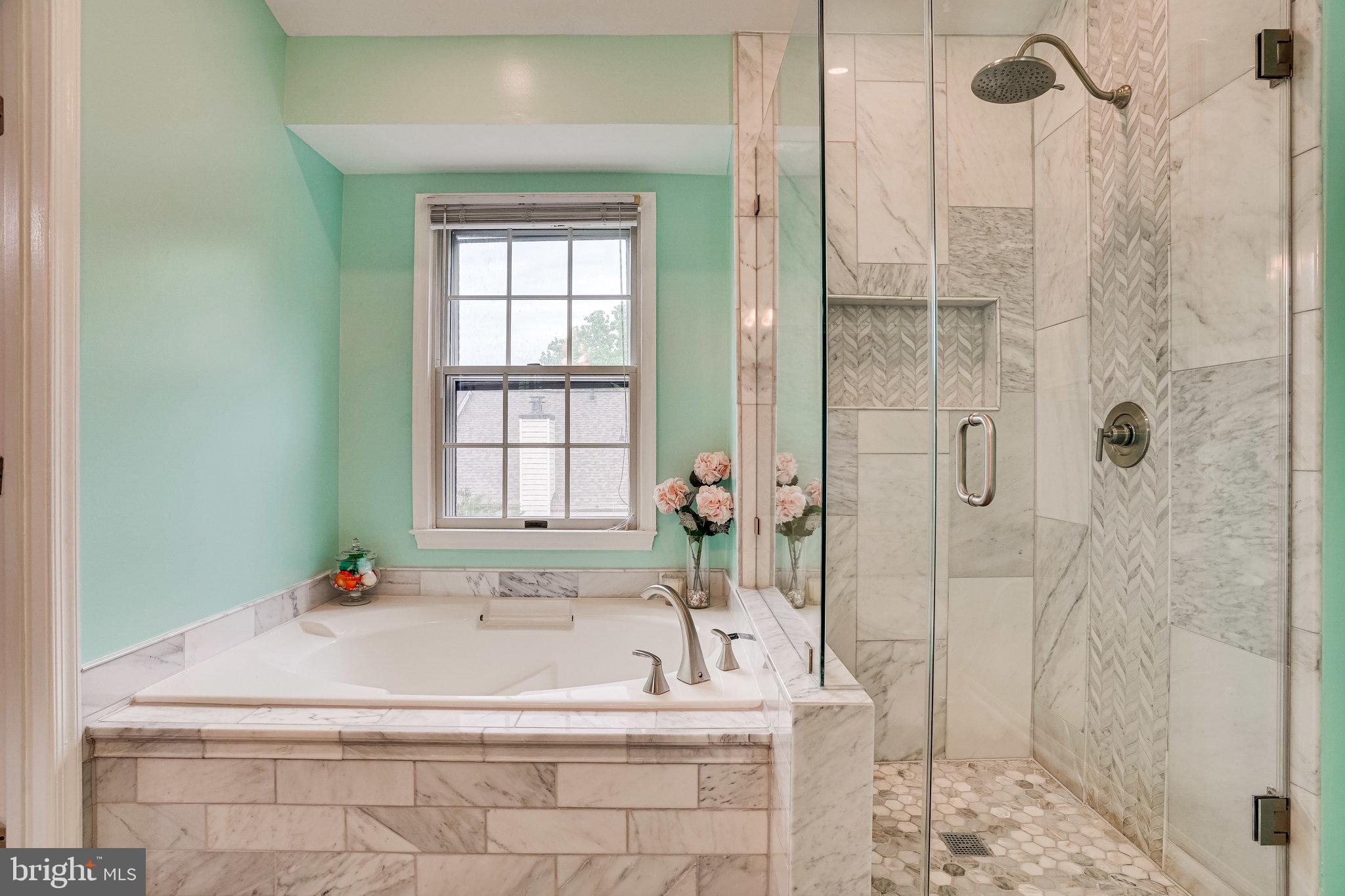 6515 Milva Lane Springfield, VA 22150 - Photo 23 of 40 Spa-like primary bathroom