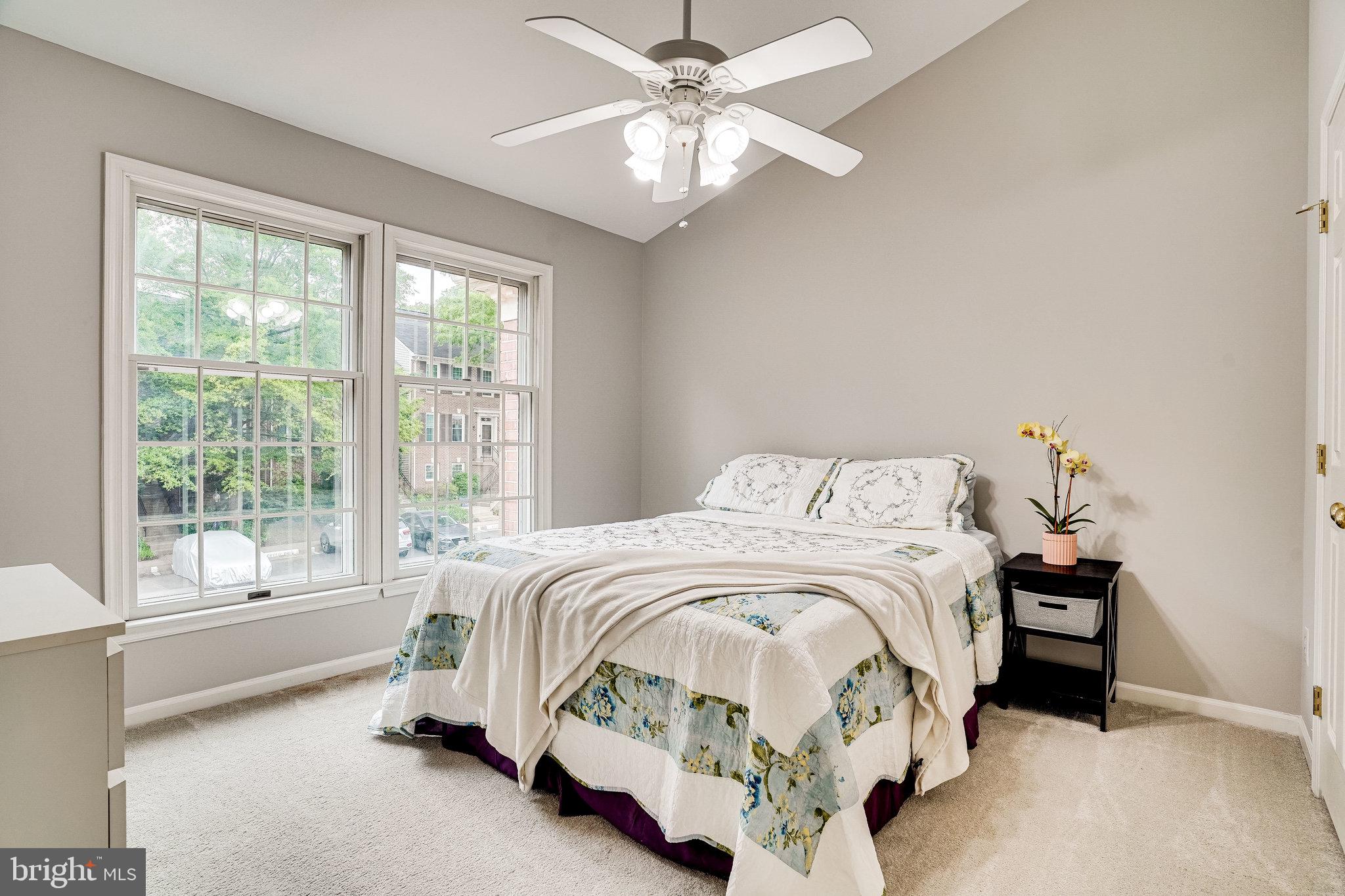 6515 Milva Lane Springfield, VA 22150 - Photo 28 of 40 Second bedroom