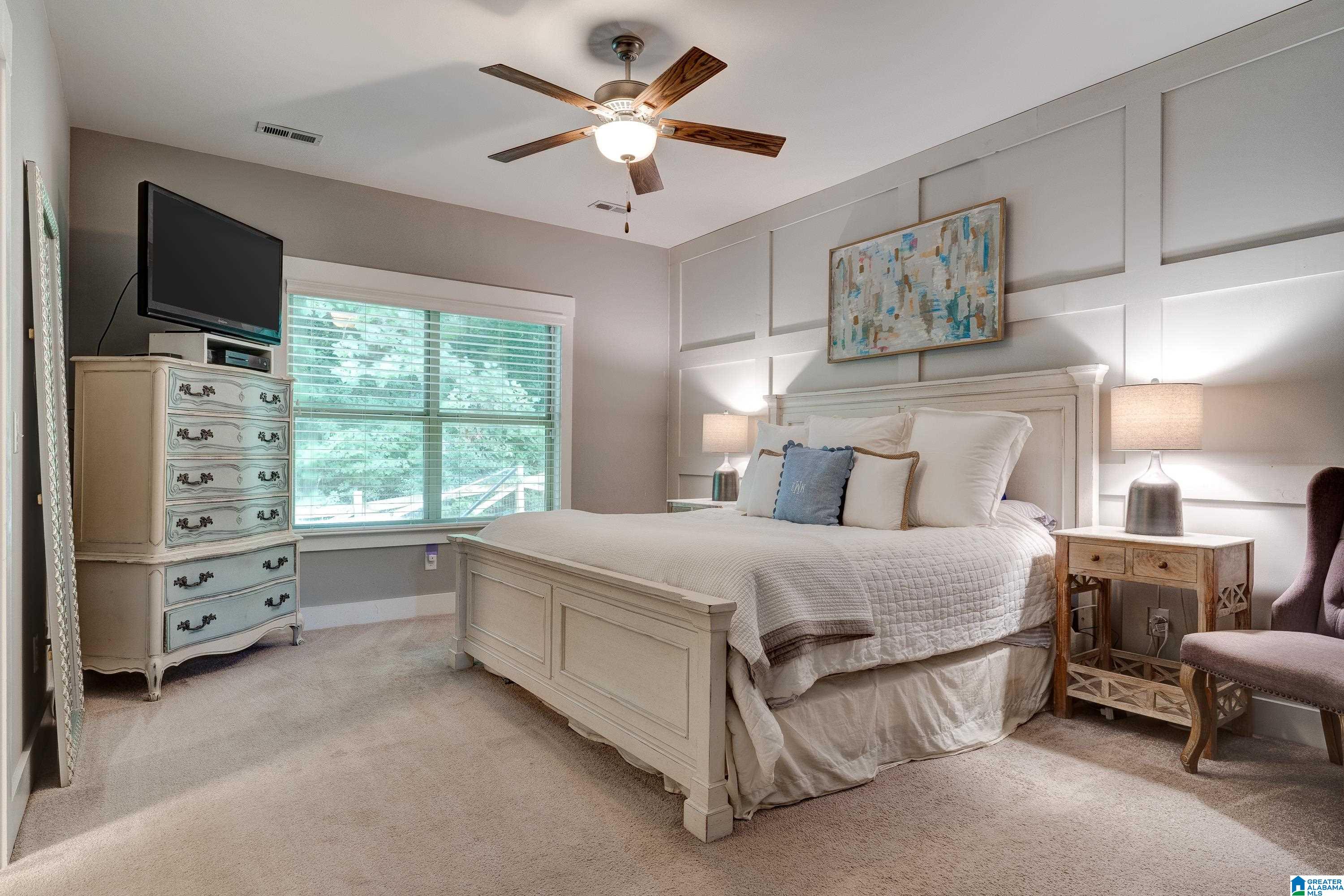 876 Valley Circle Leeds, AL 35094 - Photo 18 of 35