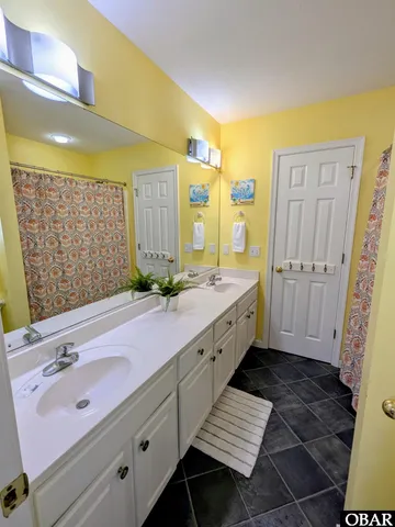 $799,900 | 522 West Archdale Street, Kill Devil Hills, NC 27948