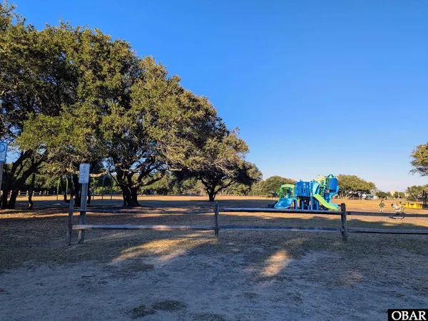 $789,900 | 522 West Archdale Street, Kill Devil Hills, NC 27948