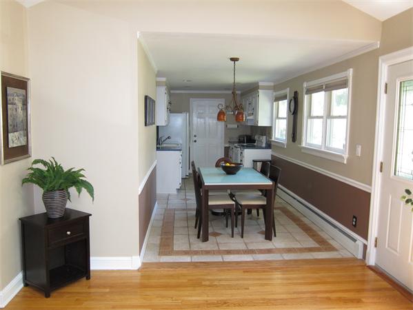 27 Wilmont Road Framingham, MA 01701 - Photo 6 of 25 Gallery Image 6