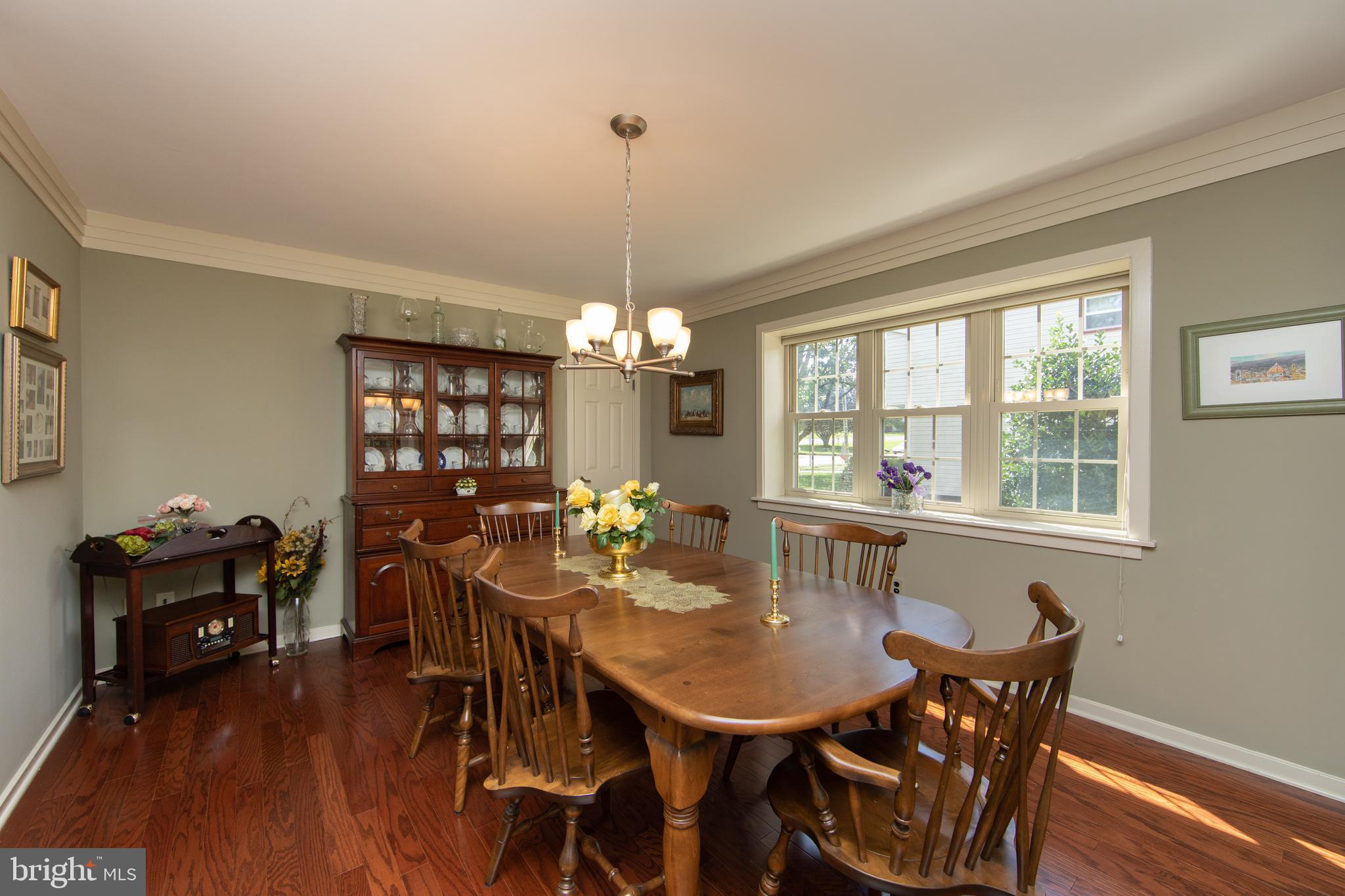 1040 Mearns Road Warminster, PA 18974 - Photo 16 of 38 Formal Dining