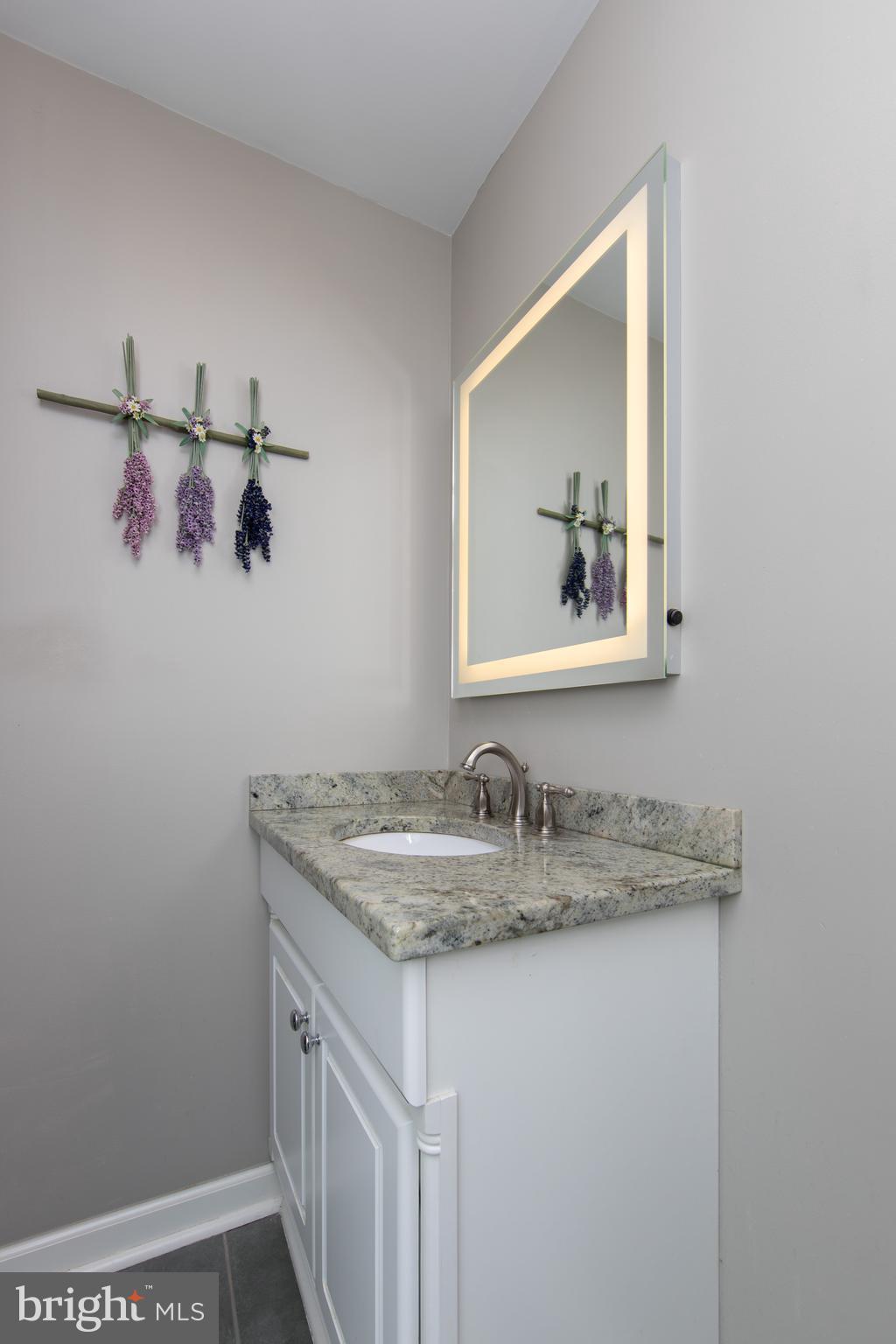 1040 Mearns Road Warminster, PA 18974 - Photo 24 of 38 Gallery Image 24