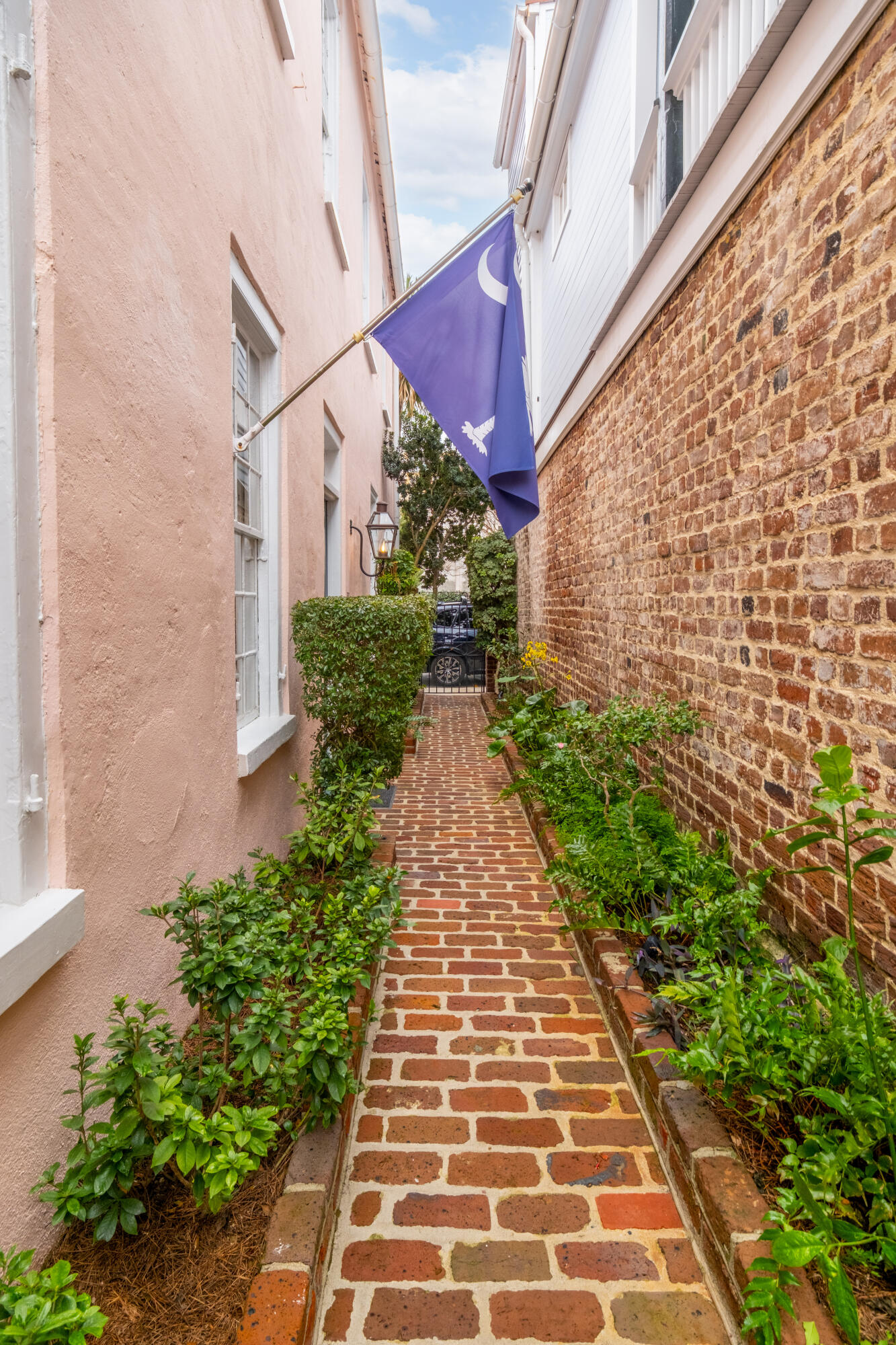 14 Queen Street Charleston, SC 29401 - Photo 14 of 75 14 Queen St_Eterna_Media-73