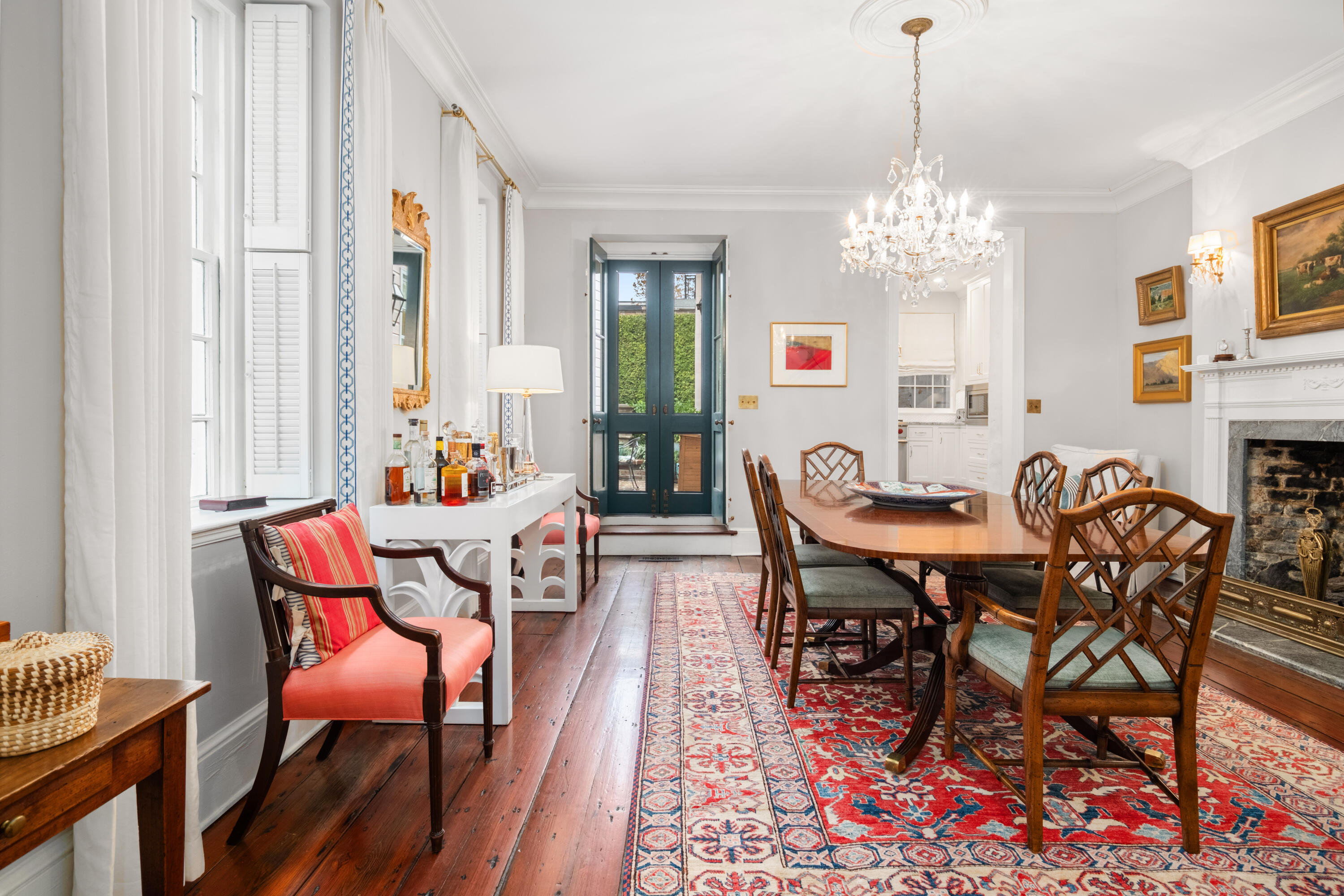 14 Queen Street Charleston, SC 29401 - Photo 3 of 75 14 Queen St_Eterna_Media-26