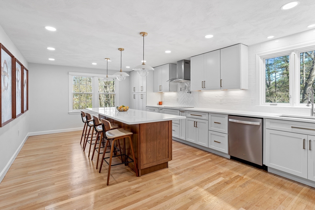 68 Providence Road Westford, MA 01886 - Photo 8 of 37 Gallery Image 8