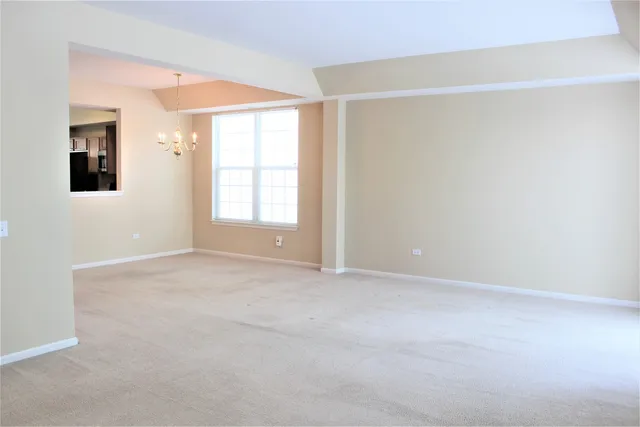 $2,400 | 12392 Wedgemere Drive, Huntley, IL 60142