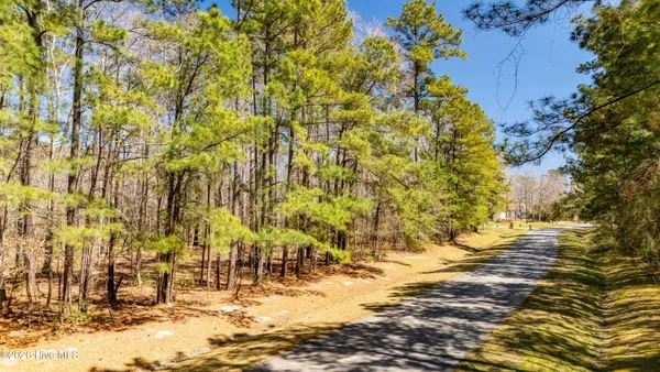 $35,000 | 425 Plantation Parkway, Oriental, NC 28571