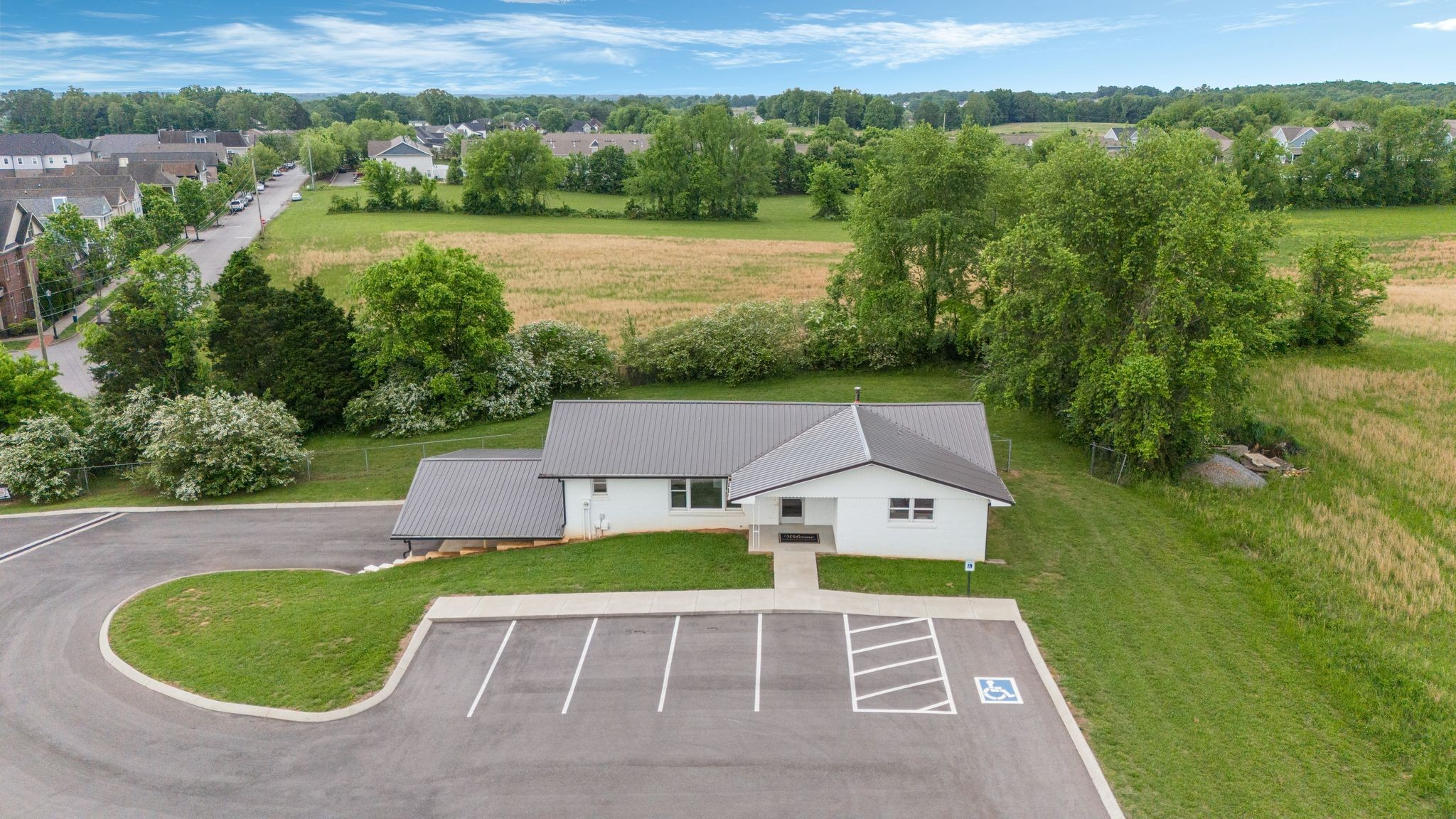 1665 Hicks Edgen Road Pleasant View, TN 37146 - Photo 2 of 49