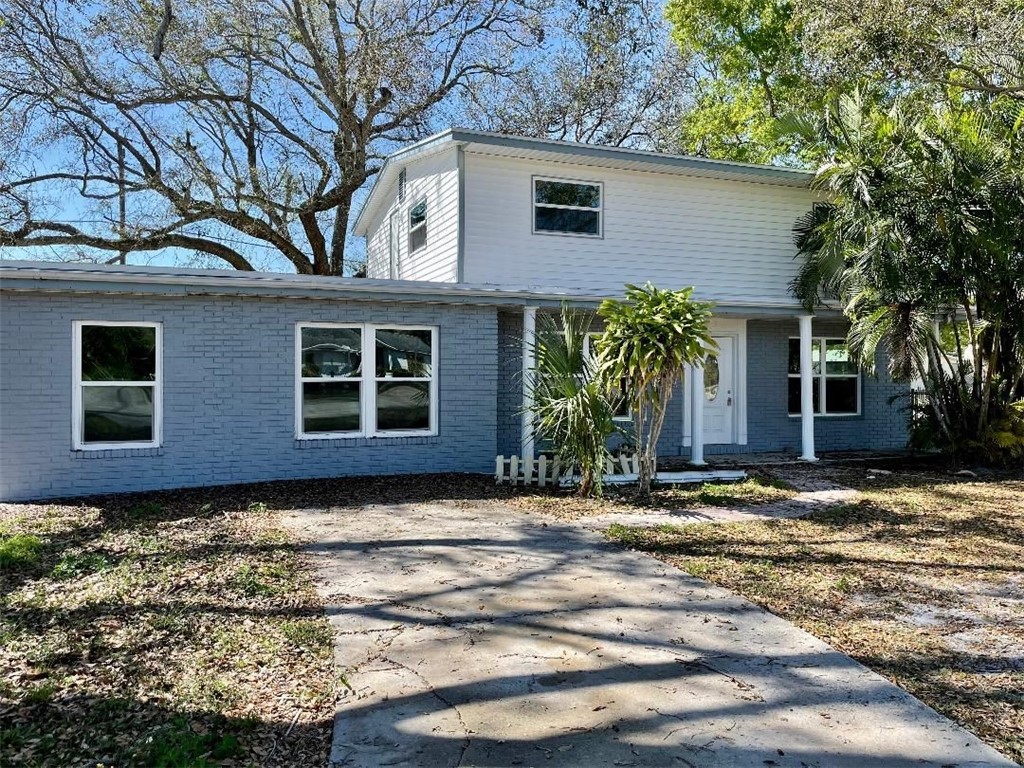 301 20th Avenue Southwest, Vero Beach, FL 32962 Compass