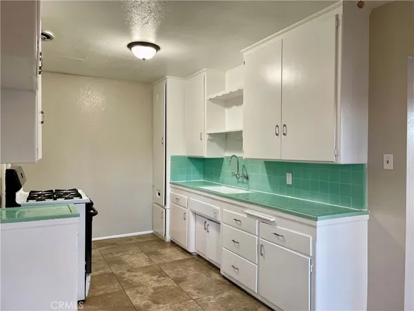 $2,000 | 311 North Beverly Court, Ontario, CA 91762