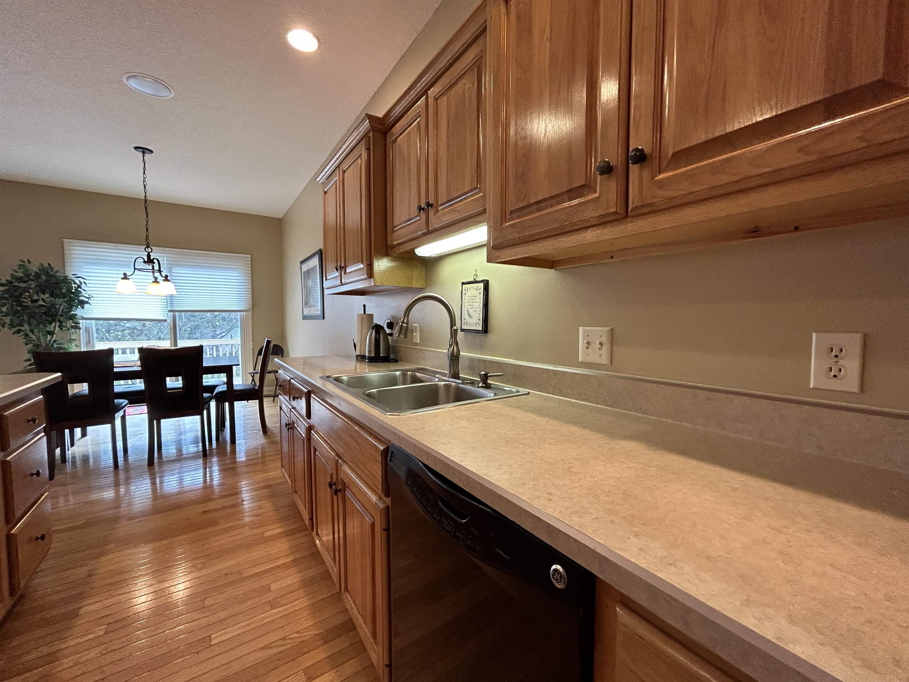 14315 Bridgestone Road Fort Wayne, IN 46814 - Photo 9 of 28 Gallery Image 9