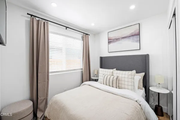 $2,395 | 894 Saratoga Street, Unit 3, Oxnard, CA 93035