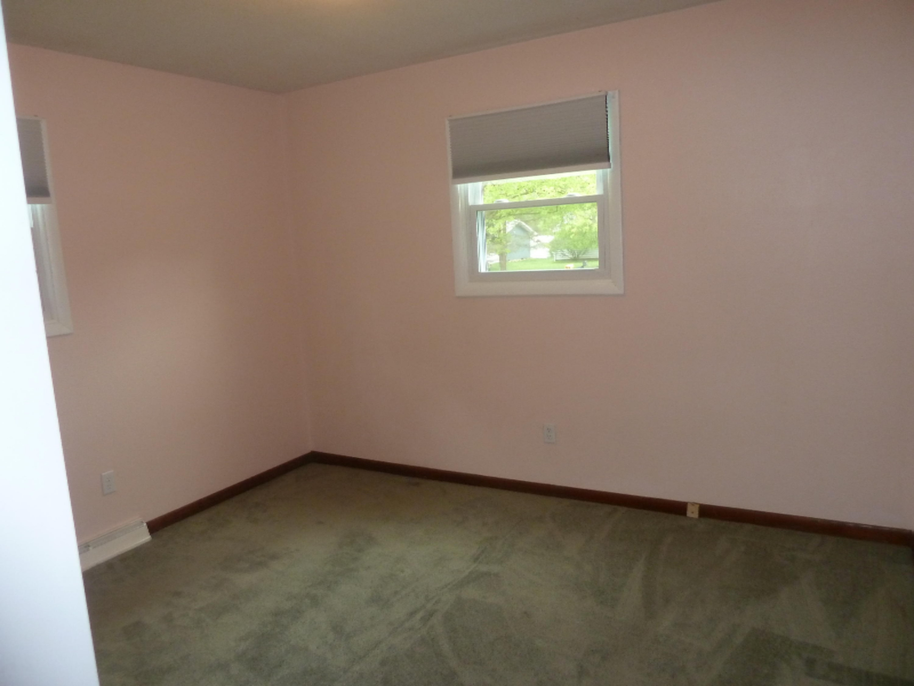 5414 Hoag Road Battle Creek, MI 49015 - Photo 14 of 36 P1020291
