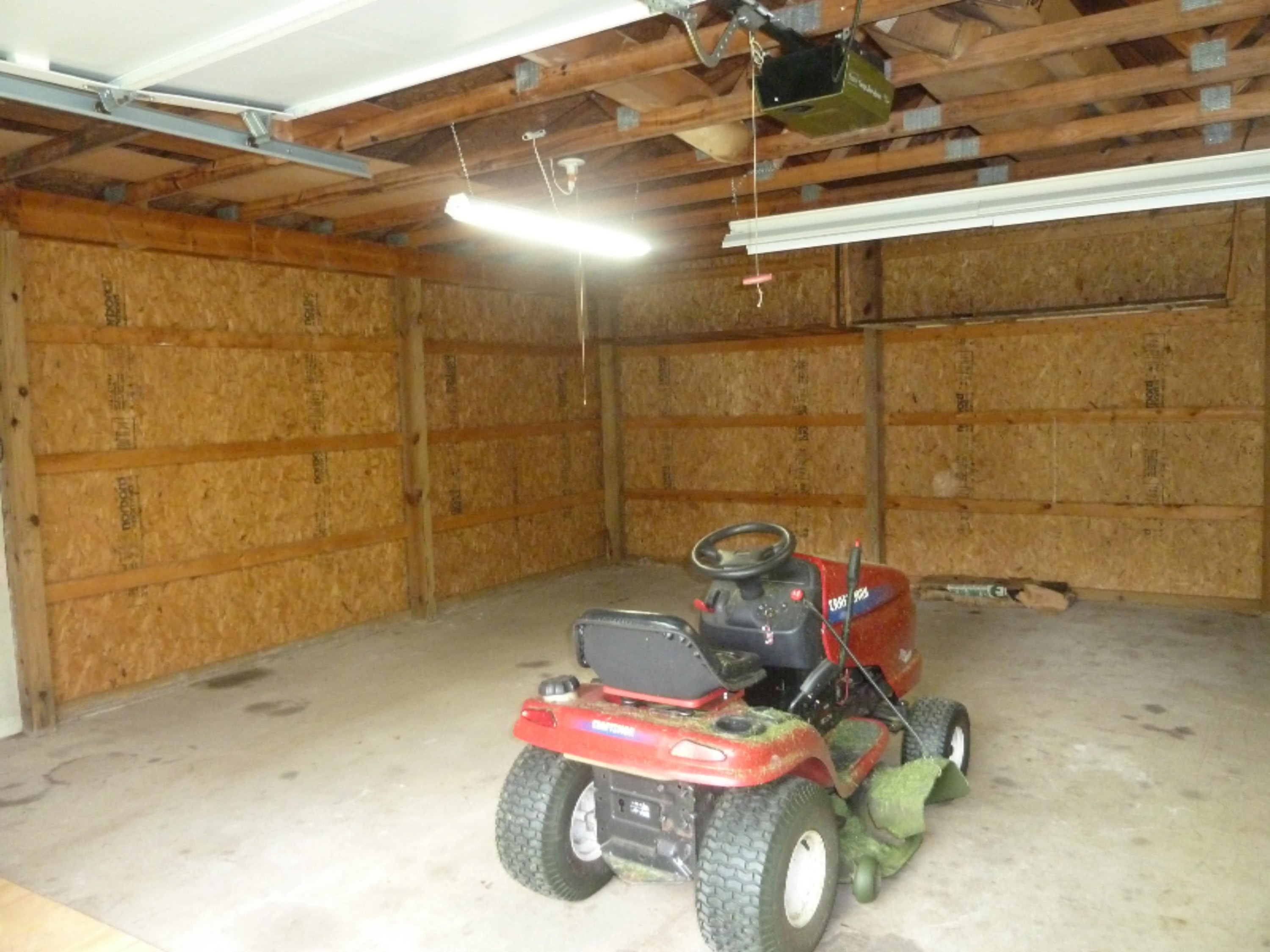 5414 Hoag Road Battle Creek, MI 49015 - Photo 33 of 36 P1020317