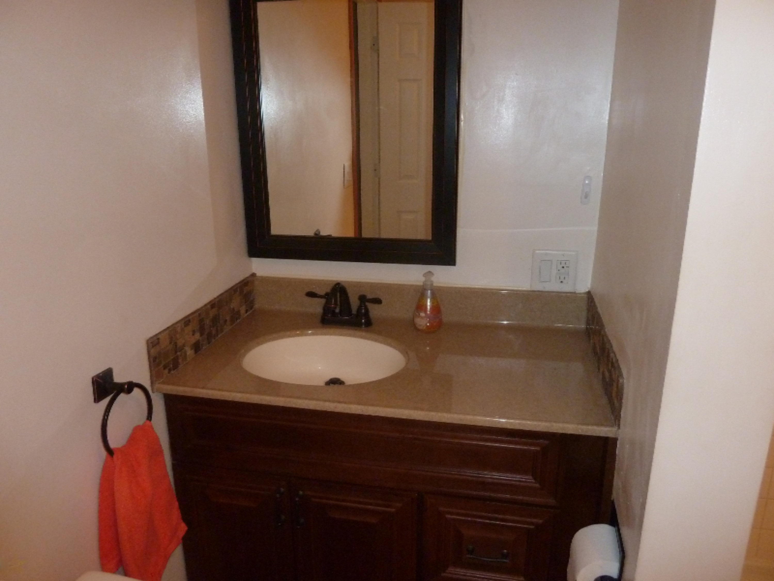 5414 Hoag Road Battle Creek, MI 49015 - Photo 9 of 36 P1020307