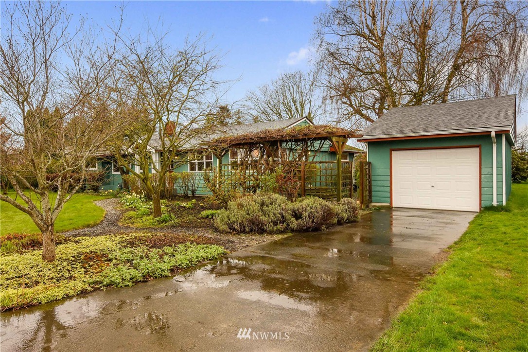 17653 Greenacres Road Mount Vernon, WA 98273 - Photo 5 of 25