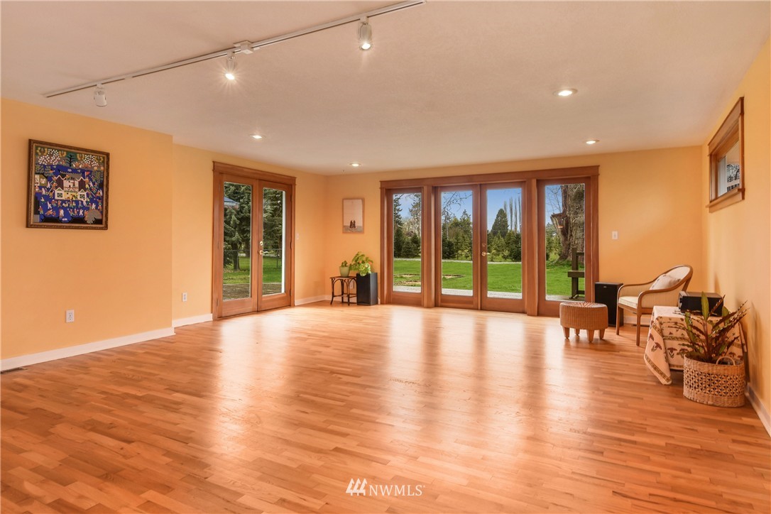 17653 Greenacres Road Mount Vernon, WA 98273 - Photo 10 of 25