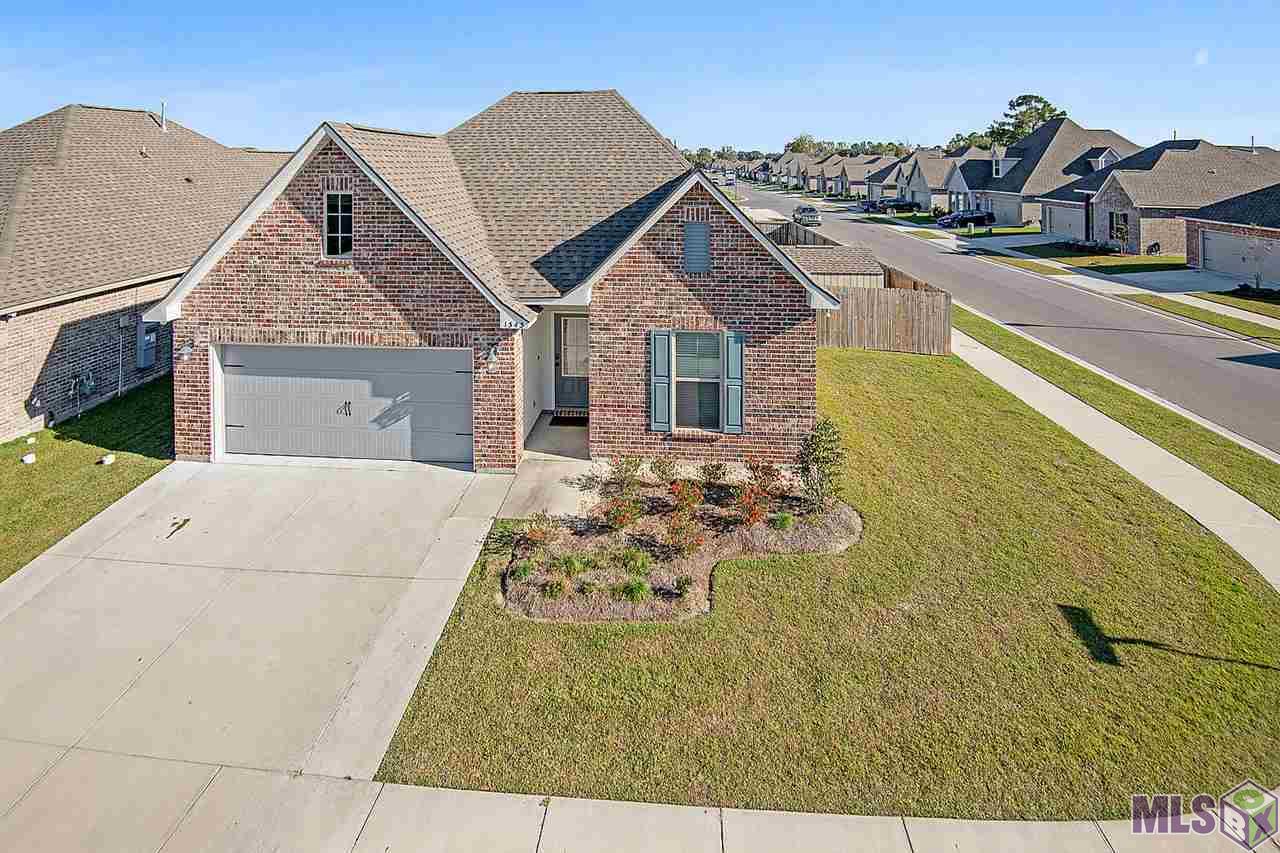 1343 Rustic Pine Drive Baton Rouge, LA 70820 - Photo 1 of 15