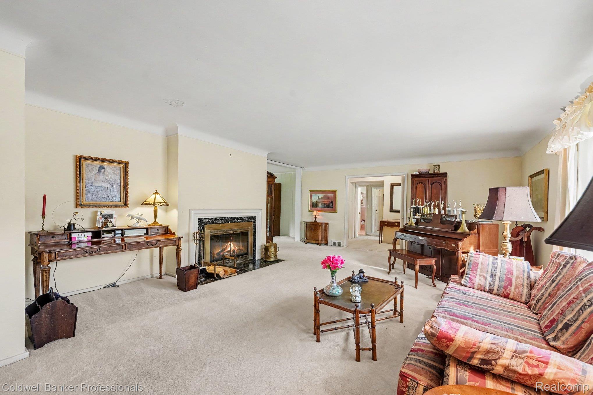 16 Hawthorne Road Grosse Pointe, MI 48236 - Photo 18 of 26 009_file_1764.jpg