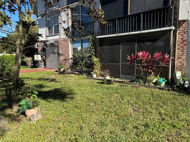 a view of an outdoor space