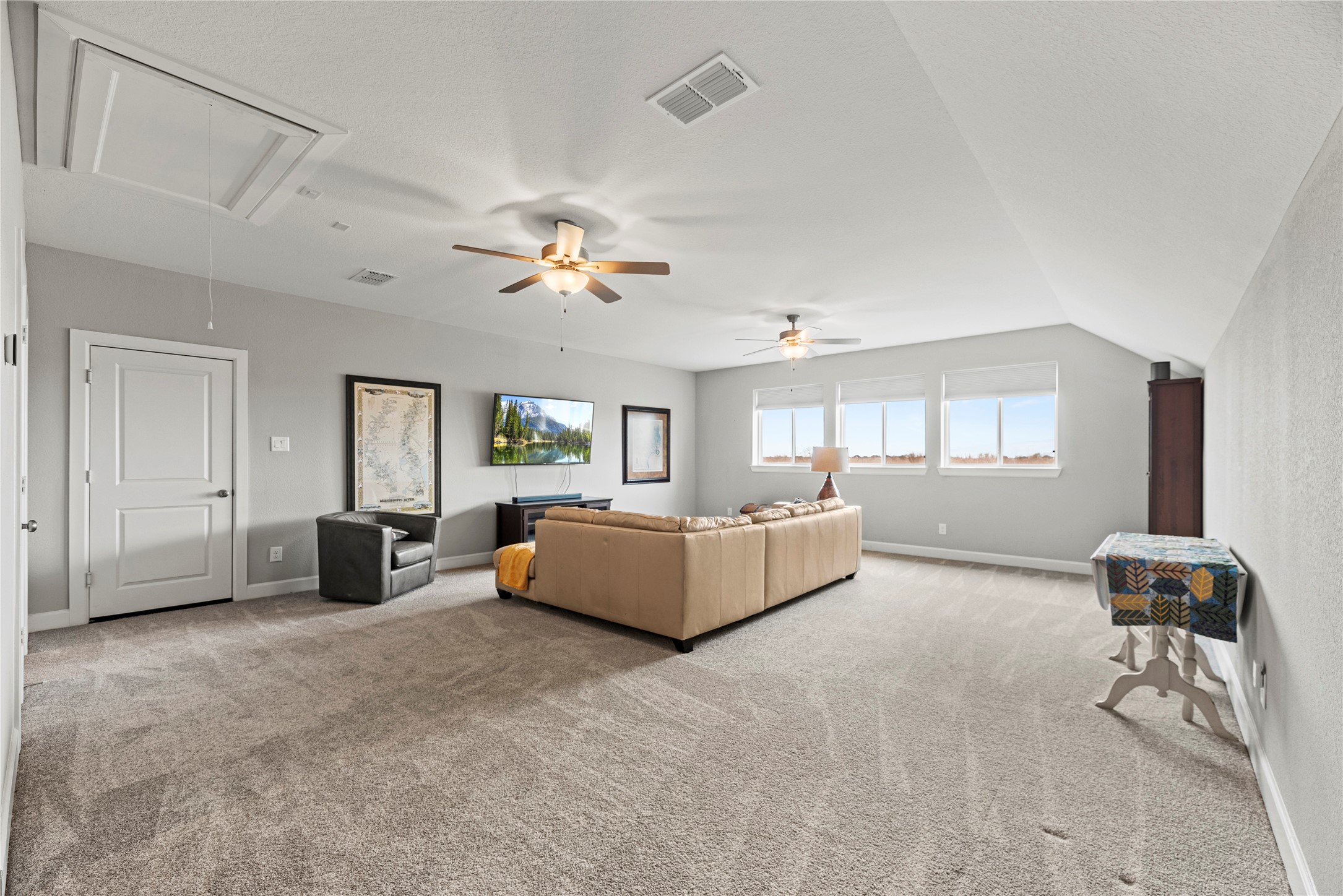 3127 Swift Way Katy, TX 77493 - Photo 21 of 25 Huge upstairs game room!