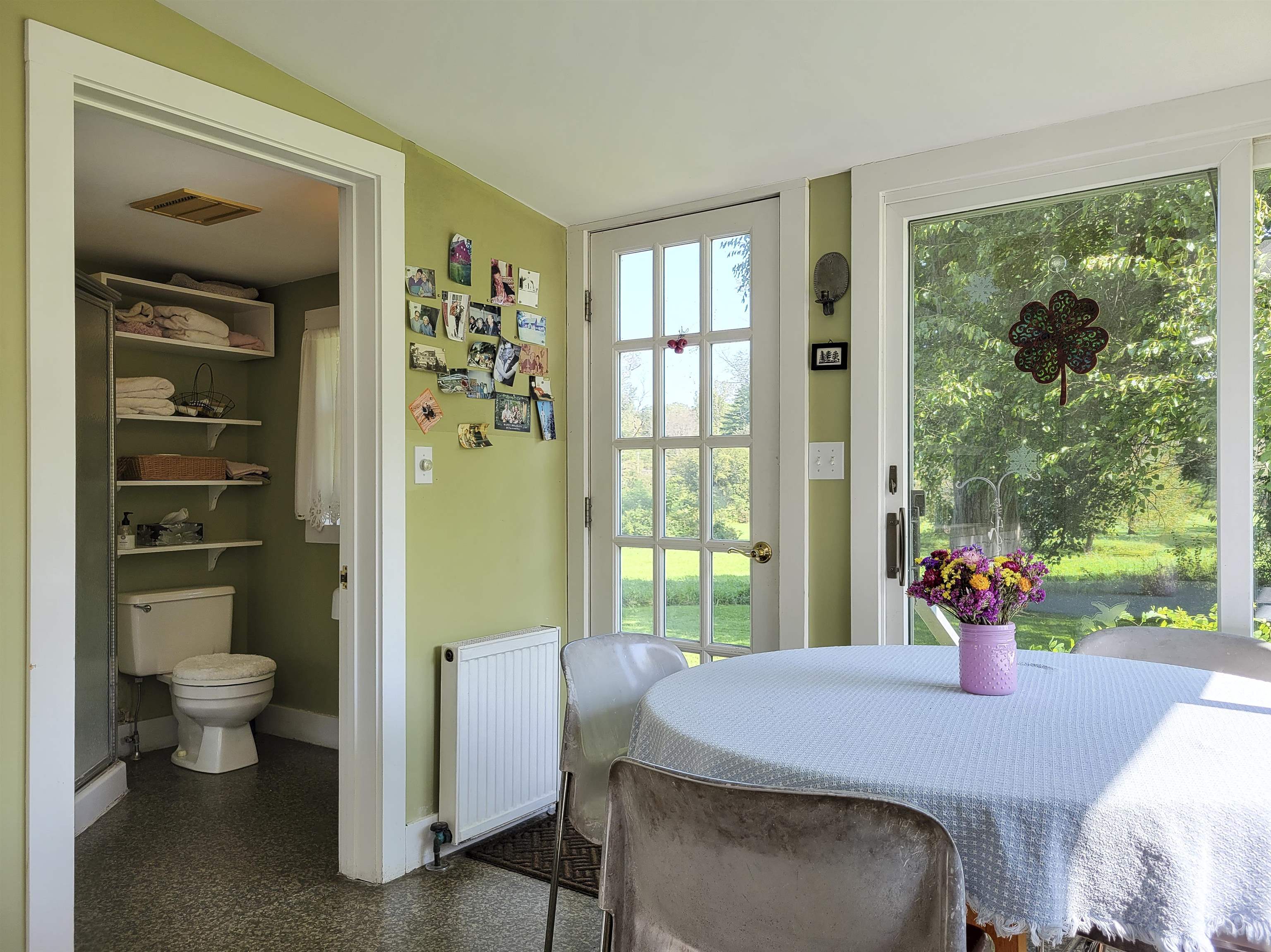 1263 Murphy Road Bennington, VT 05257 - Photo 4 of 36
