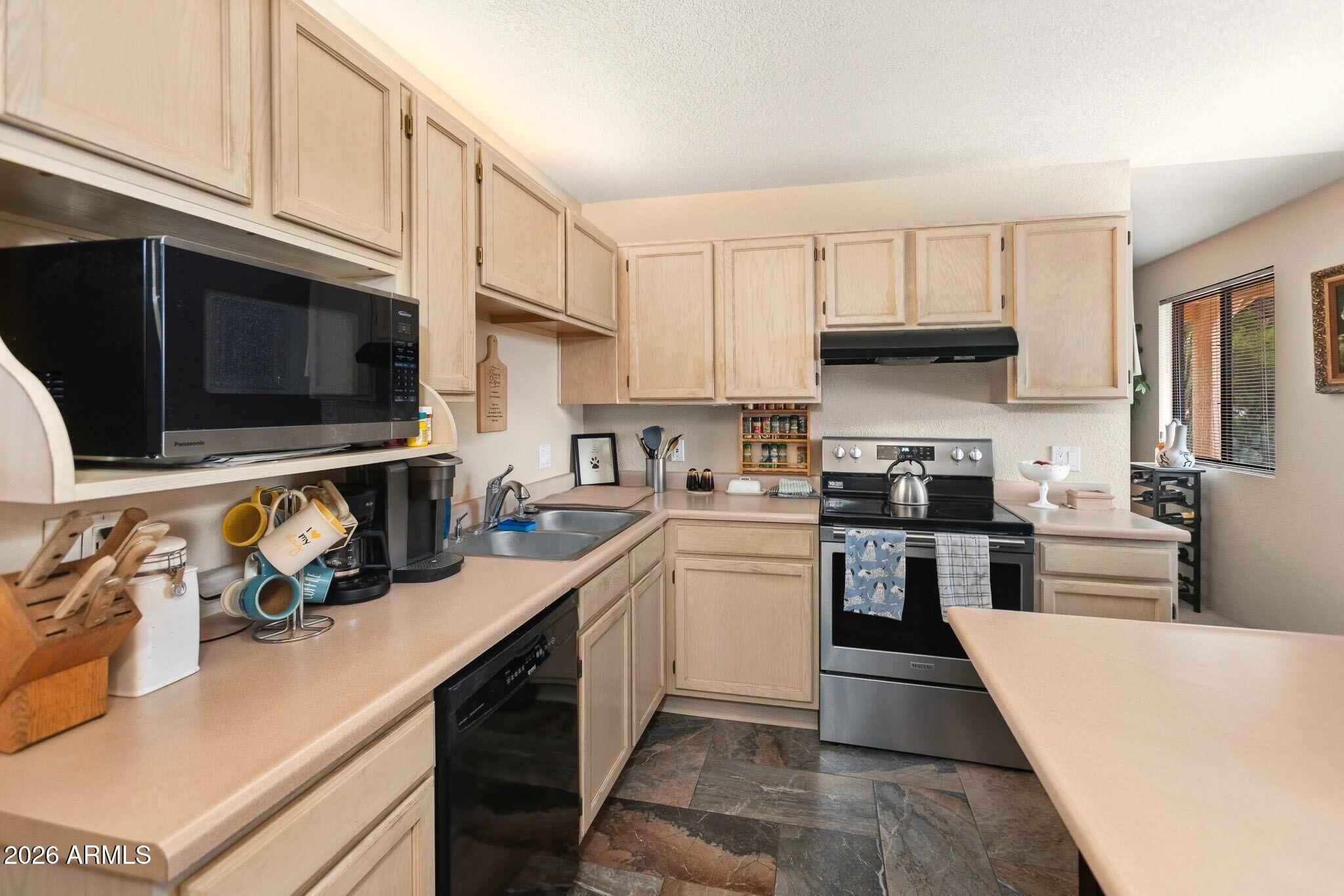240 Castle Rock Road Sedona, AZ 86351 - Photo 8 of 24