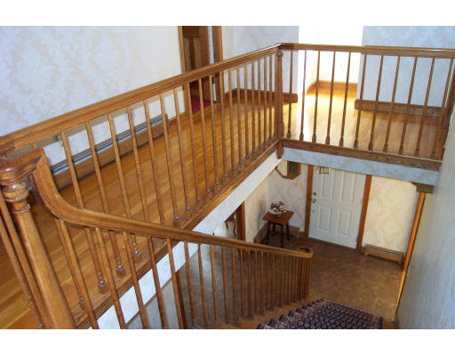 16 Gibbon Road Hopkinton, MA 01748 - Photo 8 of 10 Gallery Image 8