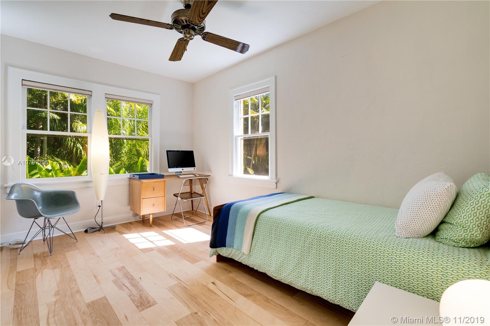 13599 Old Cutler Road Pinecrest, FL 33156 - Photo 25 of 40 Guest house bedroom