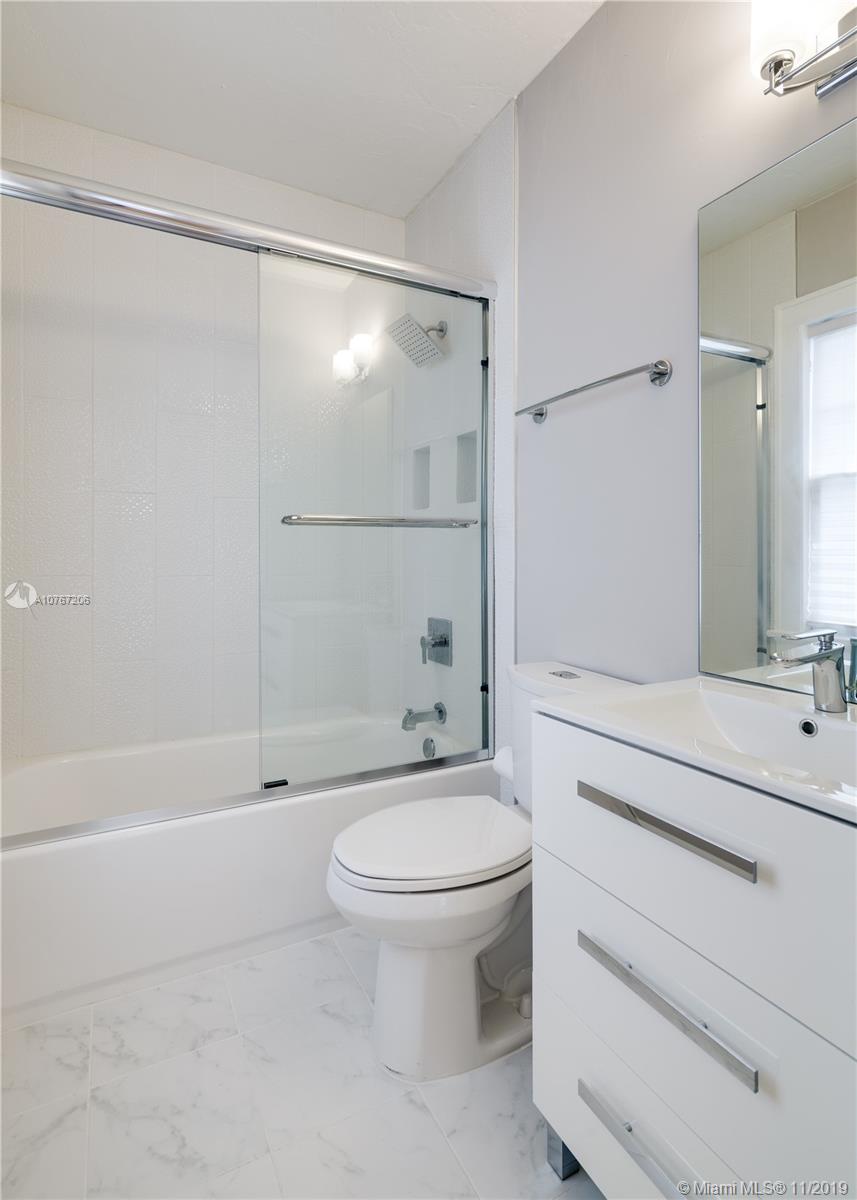 13599 Old Cutler Road Pinecrest, FL 33156 - Photo 26 of 40 Guest house bathroom