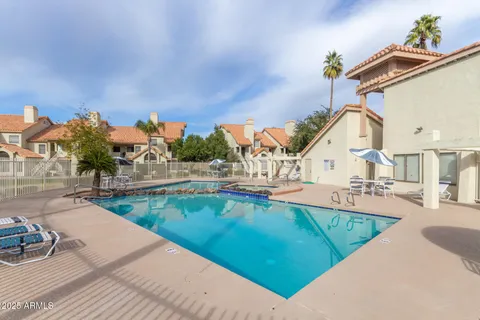 $214,900 | 19820 North 13th Avenue, Unit 133, Phoenix, AZ 85027