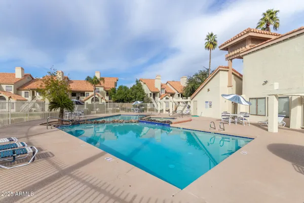 $214,900 | 19820 North 13th Avenue, Unit 133, Phoenix, AZ 85027