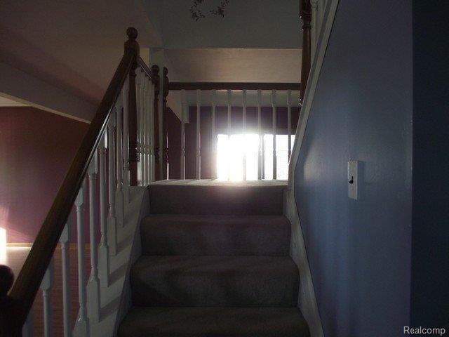 20488 Roche Road Trenton, MI 48183 - Photo 6 of 11 DSCF5080.jpg