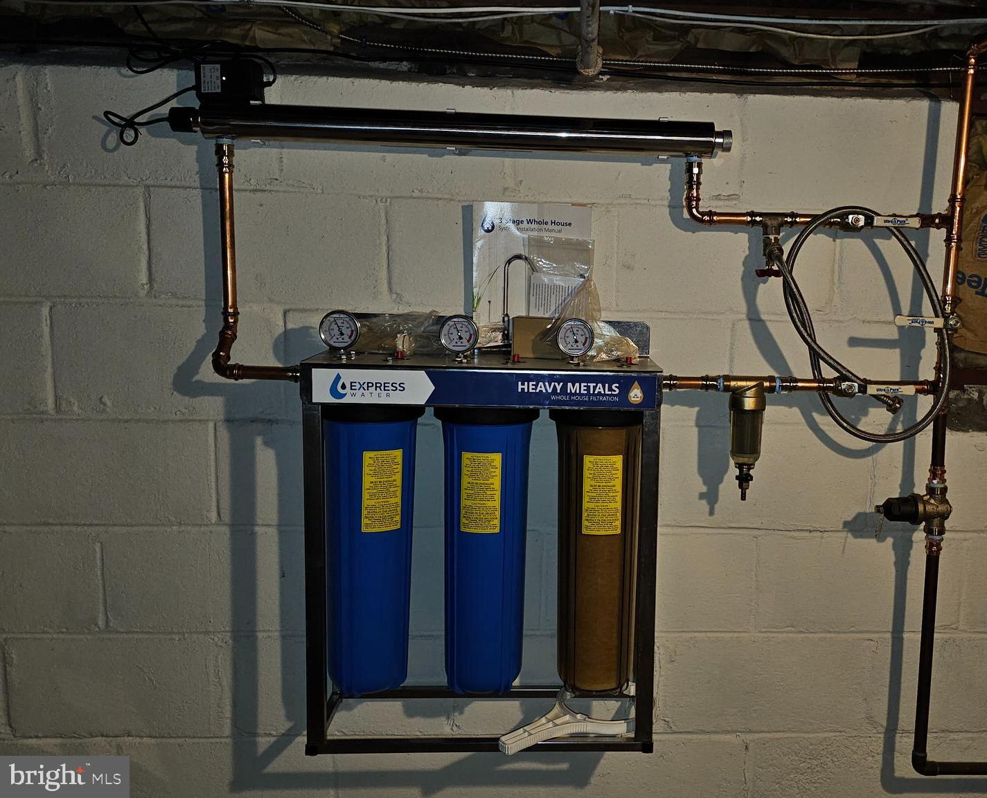 74 Ribsam Street Hamilton, NJ 08619 - Photo 34 of 35 a front view of a house with granite countertop
