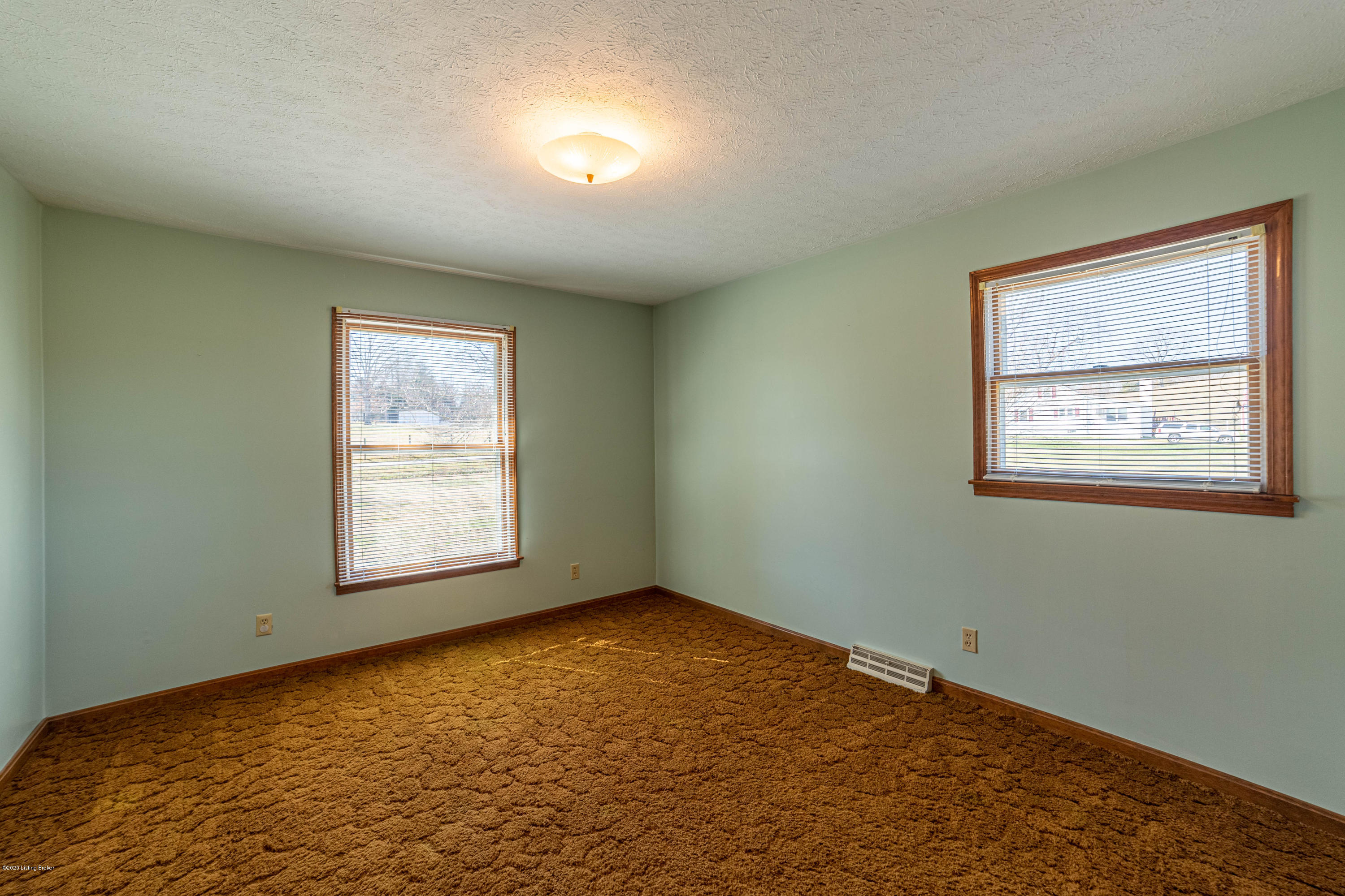 440 Ritchie Lane Bardstown, KY 40004 - Photo 11 of 41 IMG_7264-HDR