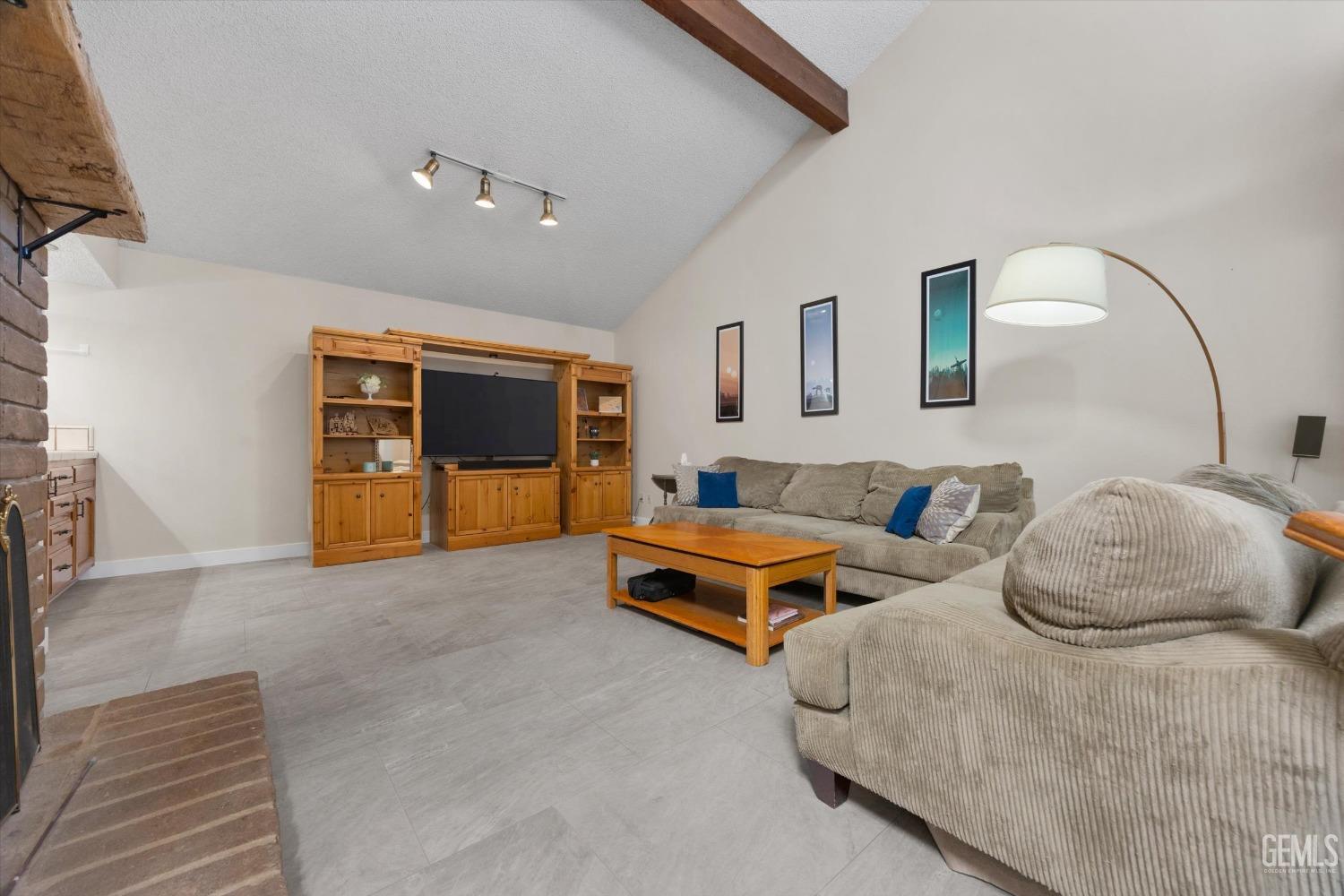 Undisclosed Address Bakersfield, CA 93309 - Photo 14 of 35 a bedroom with furniture and window