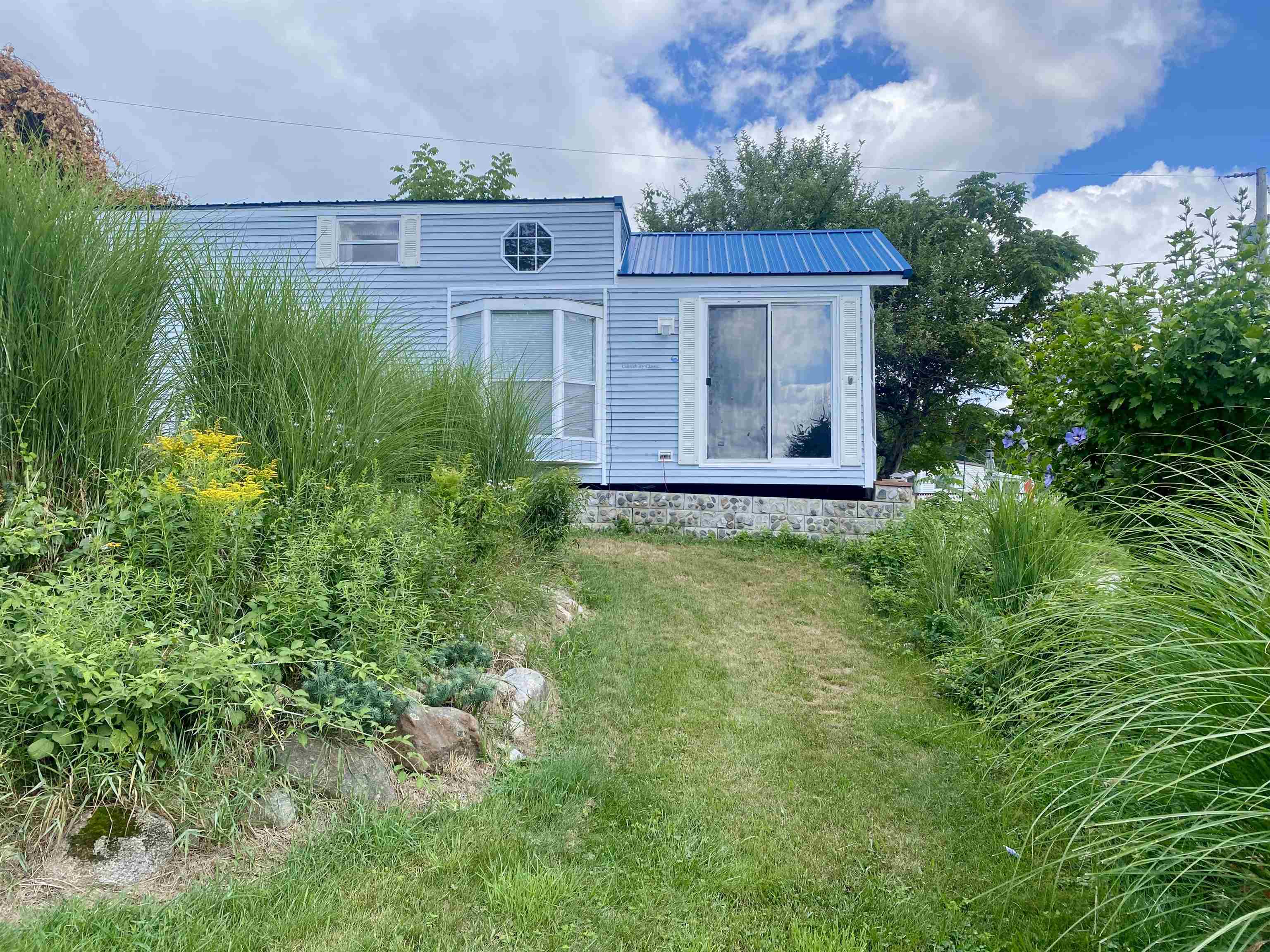 194 Buckley Road, Unit 62 Weare, NH 03281 - Photo 2 of 31