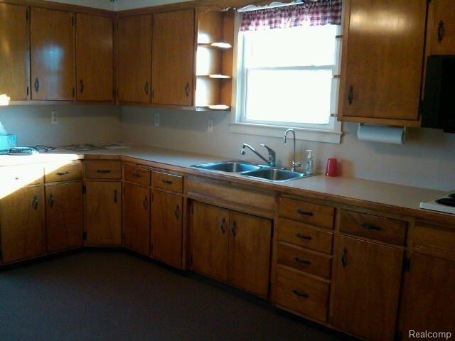 2207 Baldwin Road Lapeer, MI 48446 - Photo 12 of 13 Baldwin 2207 Kitchen1