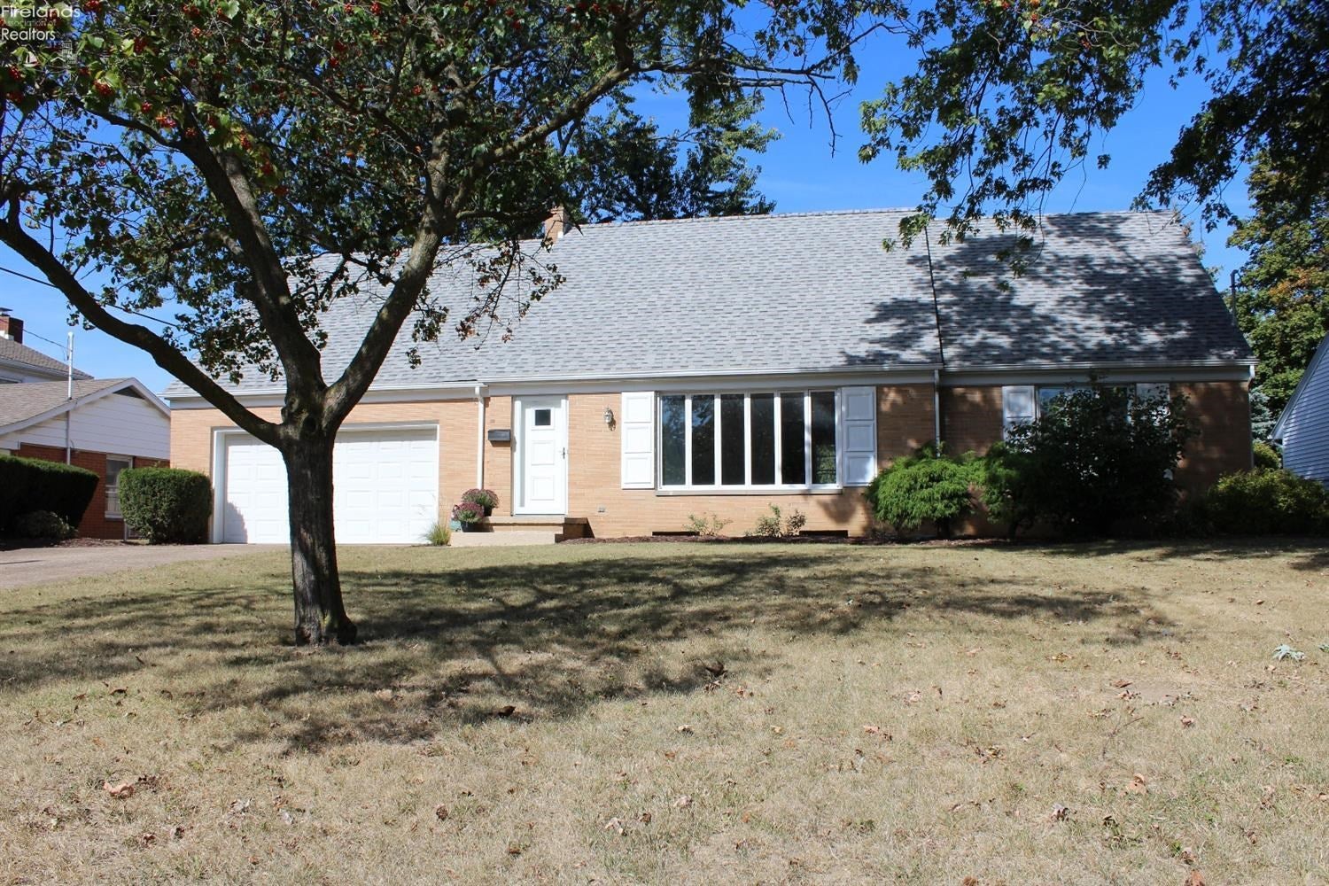 2607 Merriweather Road Sandusky, OH 44870 - Photo 2 of 10 Gallery Image 2